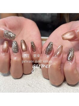 ジェルメ(germer)/秋カラーのマグとラメで