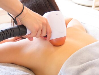 トゥモロー(TOMORROW)の写真/【20代～30代に選ばれる脱毛サロン】痛みが少なく、早く綺麗に抜ける自慢の脱毛をこれからの季節に向けて！