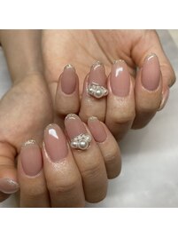 ビジューネイル