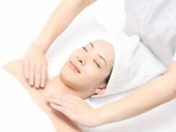 ルンルンボール(run run ball)の写真/肌の奥から輝きを引き出す特別なケアを☆肌のターンオーバーを整え、ふっくらと弾力のある肌へ導きます。