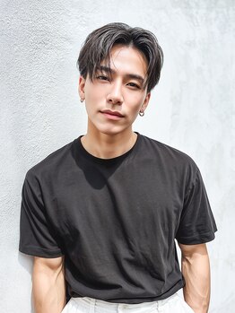 トップ ブロウ オム(TOP BROW HOMME)/ストレート眉 メンズ眉カット