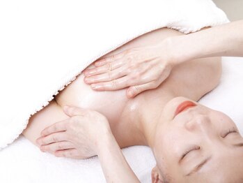 エステ サロン ルッソ(RUSSO)/デコルテトリートメント