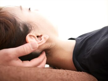 あゆむ整体院の写真/頭痛をともなうツライ肩こり・首こりにはこの施術！肩甲骨はがし付き！