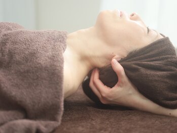 ミタスパの写真/【眼精疲労・頭首の疲れに】足湯付きフェイシャル＋首肩ケアで小顔リフトアップ