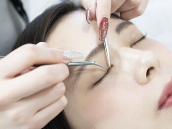 Unica lushの写真/【密度×持続力】濃密ボリュームで瞳を輝かせる*目力アップを叶える高技術エクステで華やかな目元へ♪