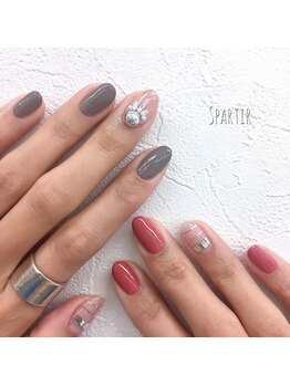 エスパルティール(Spartir)/アシメカラーシルバーネイル