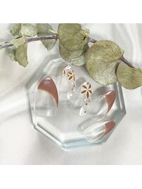 フレンチフラワーネイル