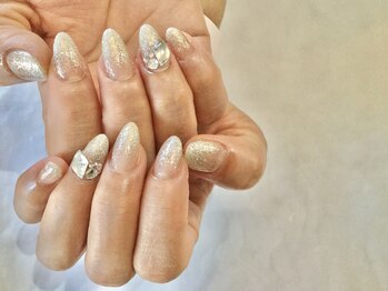 フリースタイル(Free Style)/☆ラメグラデのビジューネイル☆