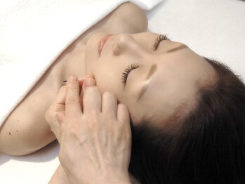 ラクシア げんき堂整骨院 イオンモール京都桂川の写真/【美顔鍼+高濃度炭酸ミスト美容液+パッティングマッサージ¥6,600】痛みは少なく効果大！オリジナル美容鍼