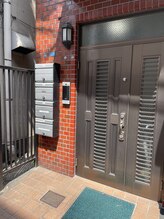 ソレスト 田町 三田店(SOLEST)/インターホンで301を呼出し