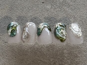 ぽちょんと奥行きグリーンアート