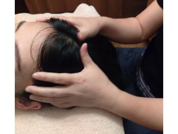 ウーノ 市川(UNO)の写真/デスクワークスマホ疲れをヘッドスパでケアし睡眠の質を高める至福の休息を◎