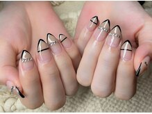 ミリ(mili)/ブラックのラインアート