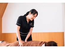 くまのみ整骨院 武蔵浦和院/骨盤矯正/肩甲骨/猫背矯正