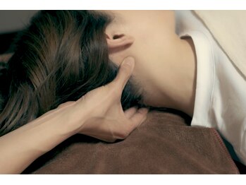 新潟頭痛専門こはく整体院の写真/整体は高い・・・そんなイメージを変えます。初めての方でも安心して頭痛、首こり、肩こりの改善をスタート