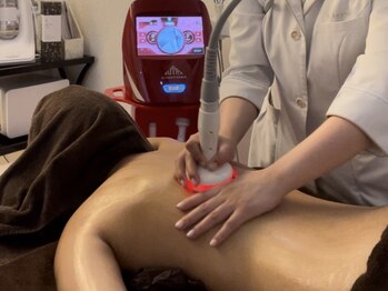 モゼ(moze)の写真/自分ではケアしにくい部分もお任せ！くびれを手に入れたい方へ、肩凝りも撃退しつつ全身アプローチ♪