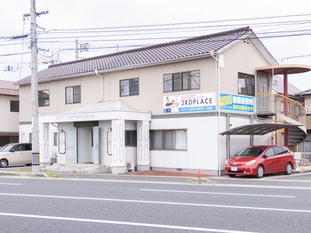 サードプレイス(3RDPLACE)/駐車場も充実！