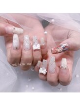 ナナイチゼロ(710)/ホワイトネイル♪