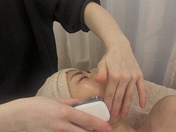 ココーラ(COCCOLA)の写真/肌の深部までアプローチして内側からハリツヤのある美しいお肌へ♪小顔と美肌が同時に叶うサロン☆三軒茶屋