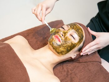 インディバプラス 銀座の写真/【剥離なし天然ハーブピーリング＋ヒト幹細胞導入】毛穴の開き&黒ずみ撃退!ニキビケア◎徹底本気改善