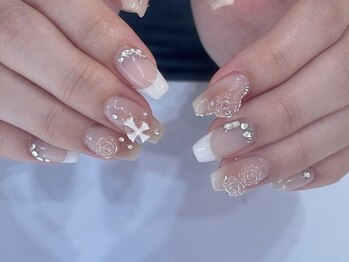 アイ ネイルズ 天神店(I nails)/cheek×chrome　￥6500～