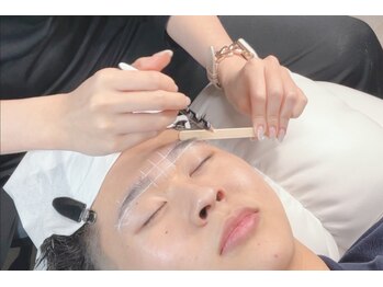 ゴリラアイブロウ 新宿店/眉毛WAX 施術の流れ3