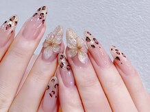 アイリナス(AILLYNAS)