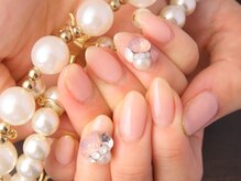 リエル(Riel)/シンプルビジュー盛☆立体ネイル