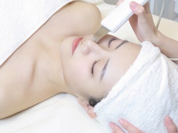ドクタービラボ 錦糸町(Dr.Vilabo)の写真/【7周年店舗】感動!ざらつきが気にならなくなるスベ肌に!【W毛穴洗浄×ヒアルロン酸導入×小顔60分￥6980】