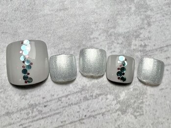 ネイルブレイク リリア(Nail Break lilia)/【初回オフ無料】ホロネイル