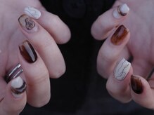 肌の色に合わせたカラー調合、上品なニュアンスお任せください