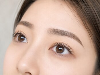 アス 宇都宮(ASU)の写真/【自まつ毛の健康維持にも◎】美容液配合商材でまつ毛ケアしながらまつ毛リフト!健康的で美しい目元に★