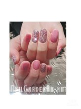 アンアント(An-ant)/グリッターネイル