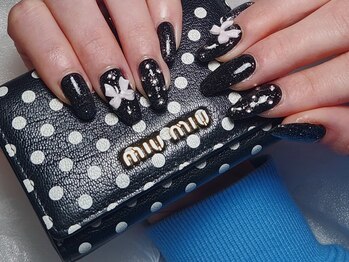 ネイルルームスリー(nailloomno.3)/甘すぎないガーリーネイル