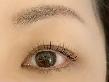 アンバー(Amber)/デザインまつげパーマ