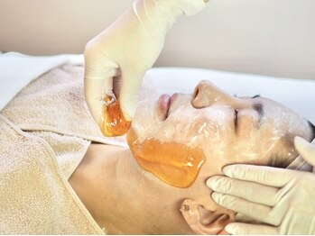 モア30(more30)/【施術風景】シュガーリング脱毛