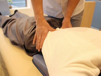 アイキュア鍼灸接骨院 梅田NU茶屋町(iCure鍼灸接骨院)/辛い腰痛に◎