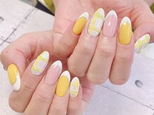 ネイル ビューティーマジック 葛西本店/イエローチェック柄ネイル