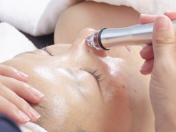 ジョンエステティック(Jung Aesthetic)の写真/韓国エステで大人気&効果抜群のアクアピール!肌のざらつき、毛穴詰まりや角栓ケアはアクアピールで解決!