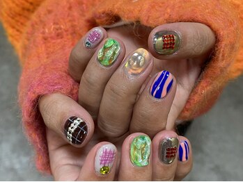 カーティシーネイルズ(curtisii NAILS)/個性派アート