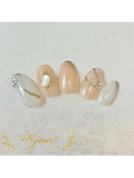 ケージュール(Kjour)の写真/【銀座駅】大人女性に人気のデザイン多数◎飾りすぎない落ち着いた色味で魅力を演出♪カルジェル専門店