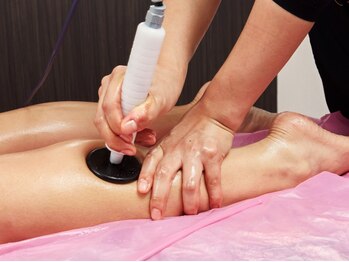 脱毛専門店ミートゥープラス ゆめタウン廿日市店の写真/セル脂肪撃退体験コース3000円で脂肪もむくみも撃退、美脚に！脂肪分析してからの施術♪短期集中コースも有