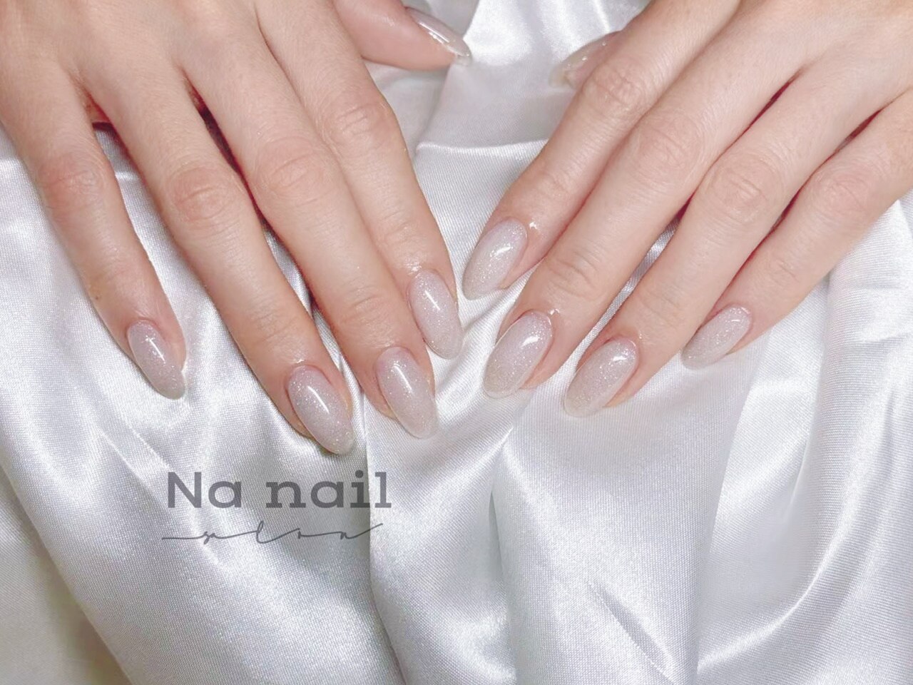2026年冬トレンド】ホワイト ワンカラー ハンドのネイルデザイン集