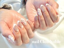 ネイルクルーノーヴル(nail Clou Noble)/マグフレンチ×花柄レース