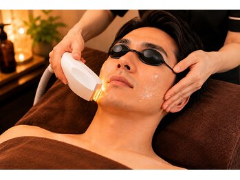 メンズスタイル(MEN'S STYLE)の写真/【痛みの少ない最新脱毛】面倒な毎朝のヒゲ剃りから解放&清潔感UP!スピーディーな施術でお仕事の合間にも◎