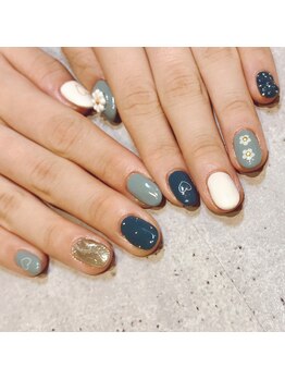 アース 豊橋店(HAIR & MAKE EARTH)/冬のブルー系ネイル