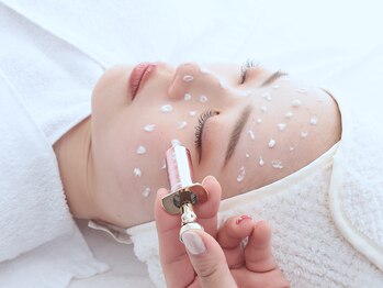 ドレス(dress)/韓国肌管理「童顔プログラム」