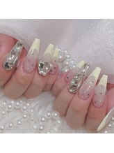 カラー豊富！シンプルネイルも楽しめる♪