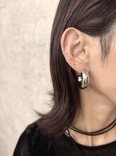 カシェット(cachette)/ニュアンス系耳ツボジュエリー