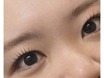 ユニ(uni)/lashlift【まつげパーマ】